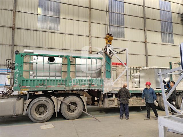 炭化炉装车发货,为河北的炭化行业注入新活力