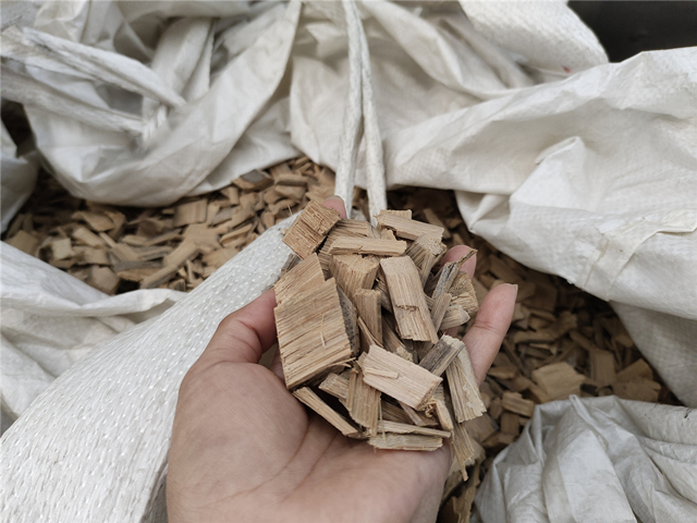 竹片炭化炉试机现场