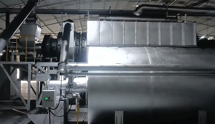 从原料到成品,树脂炭化炉生产现场